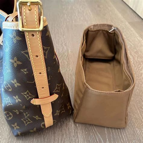 lv carryall japan price